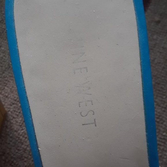 Sandals - Picture 3 of 3